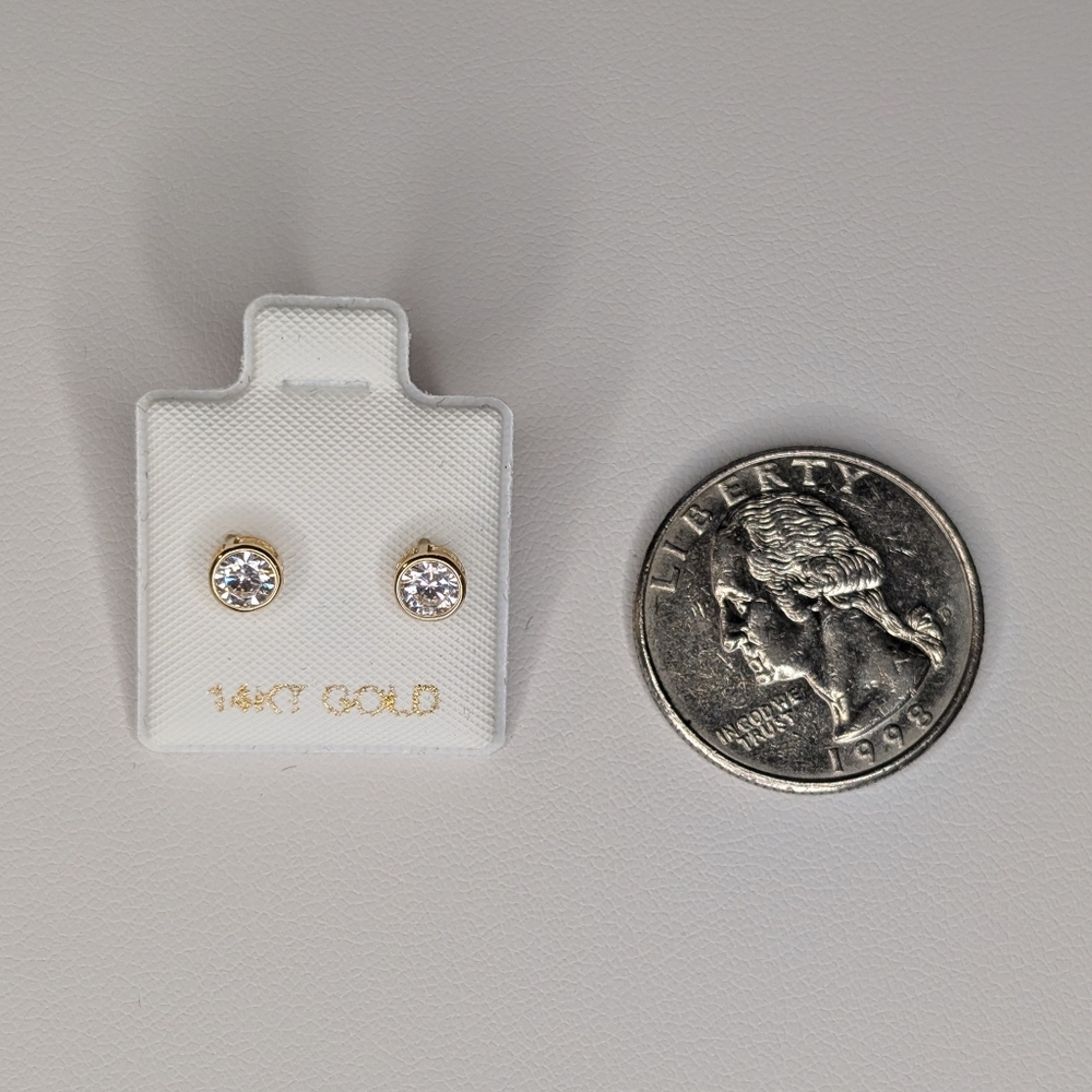 14K Gold Moissanite Earrings - Picture 4 of 4